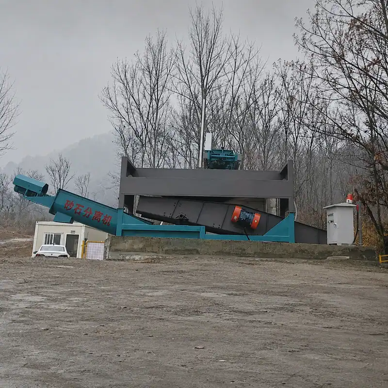 Sand and gravel separator - 01